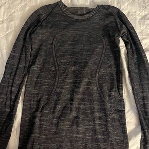 lululemon long sleve swiftly tech! grey size 8